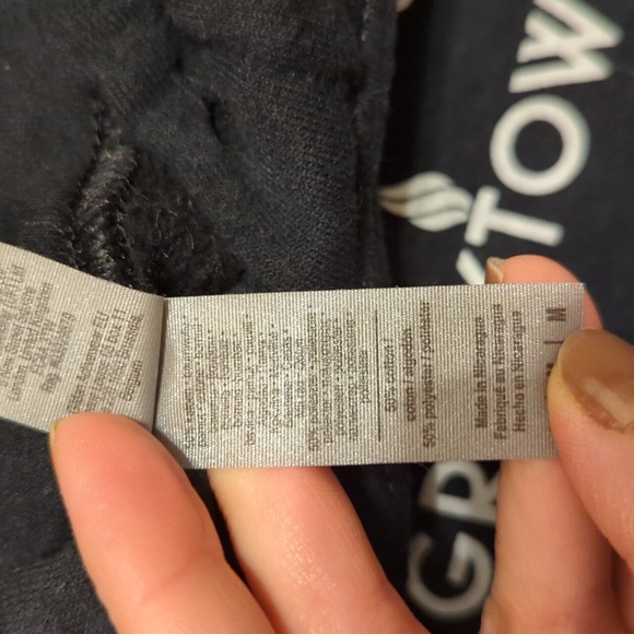 Black Hoodie with graphic - size medium - Picture 4 of 5